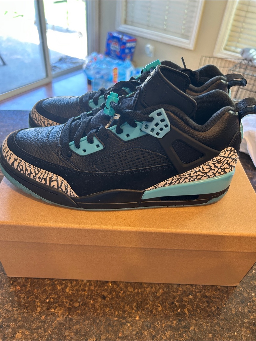 Men's Jordan Spizike Black gamma blue Leather Basketball Sneakers